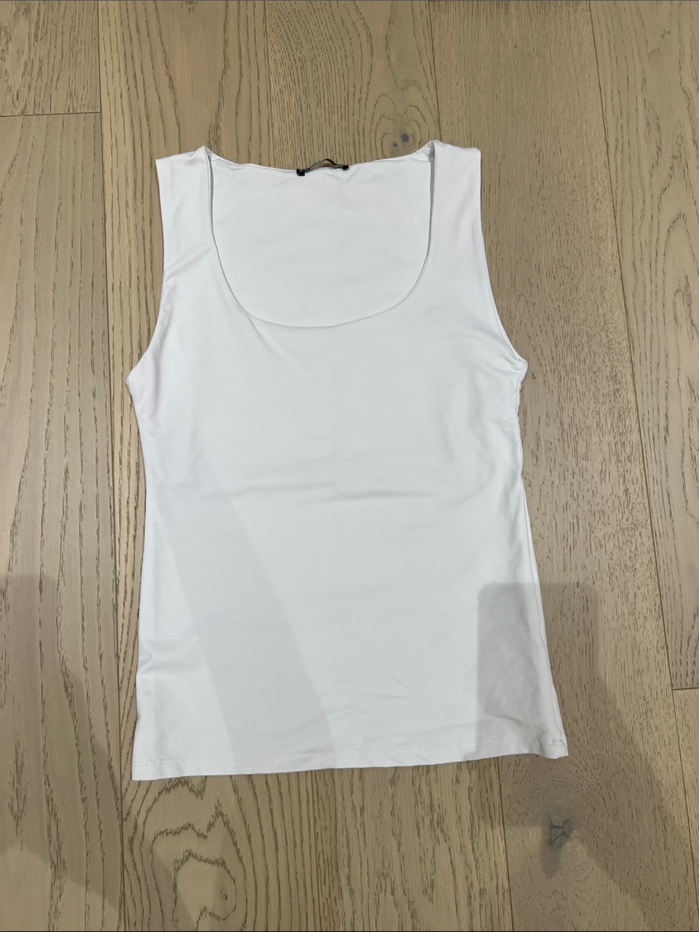 Classic Women's White Scoop Neck Tank Top
